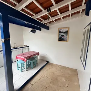 Quintal Do Maio Albergue